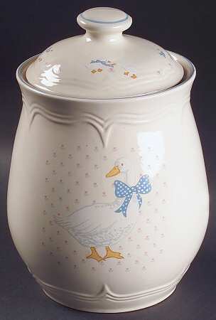 Aunt Rhody Large Canister & Lid