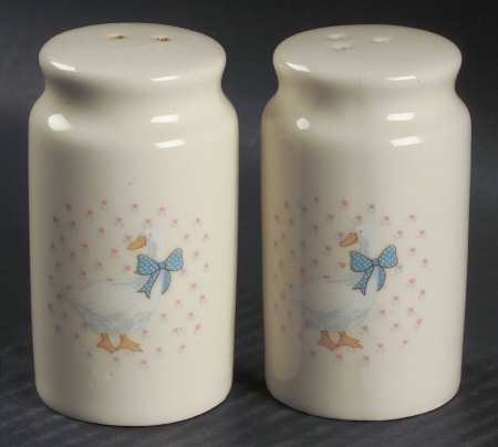 Aunt Rhody Condiment Set, Salt & Pepper Set