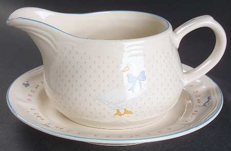Aunt Rhody Gravy Boat & Underplate