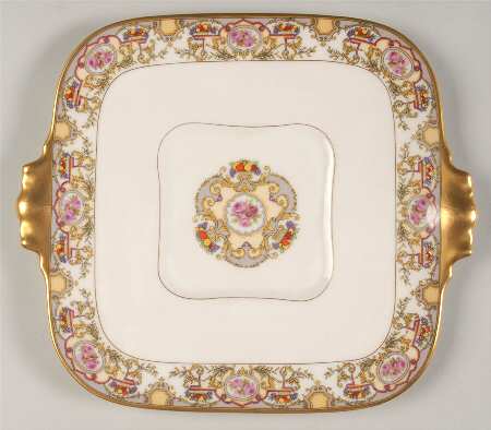 Victoria Square Handled Cake Plate