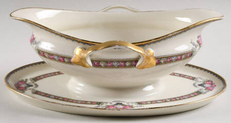 Belasco Gravy Boat with Attached Underplate