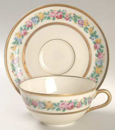 Rosemarie Flat Cup & Saucer Set