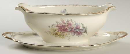 Thelma Gravy Boat with Attached Underplate by Black Knight