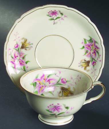 Tiger Lily Footed Cup & Saucer Set by Black Knight