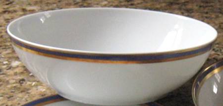 Azul 9" Round Vegetable Bowl