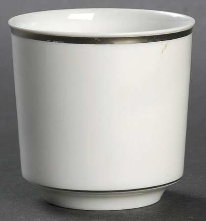Chateau D'Argent Cigarette Holder