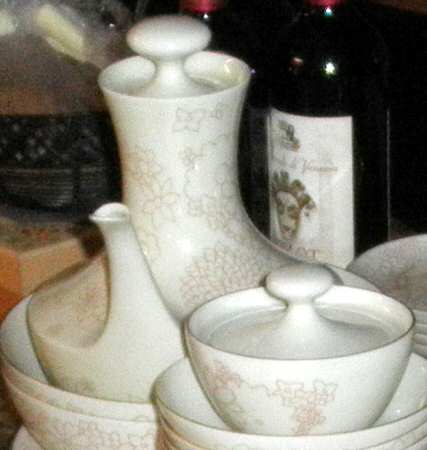 Pom Pom Coffee Pot & Lid