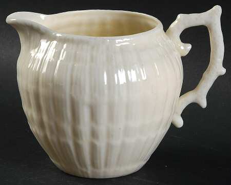 Limpet White (No Trim, Smooth) Creamer
