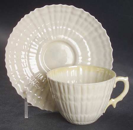 Limpet Yellow Flat Cup & Saucer Set