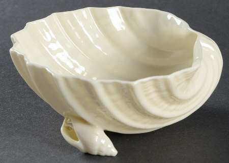 Neptune Yellow 4" Shell Shaped Bowl