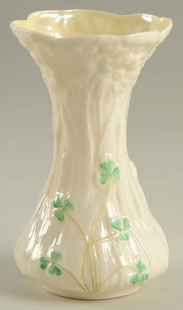 Shamrock 5" Daisy Spill Vase