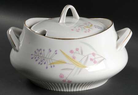 BOH4 Tureen &  Lid