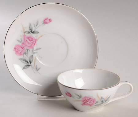 Leslie Flat Cup & Saucer Set by Bristol (Japan)