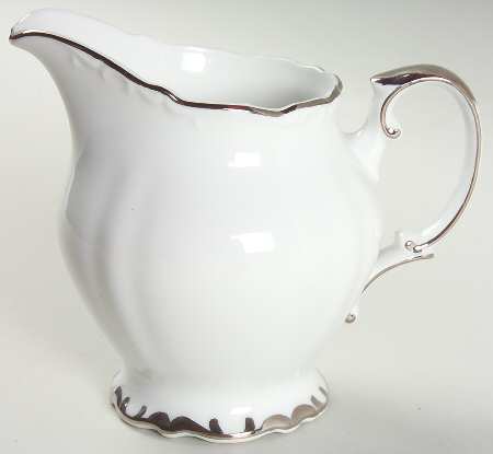 Nobility Creamer