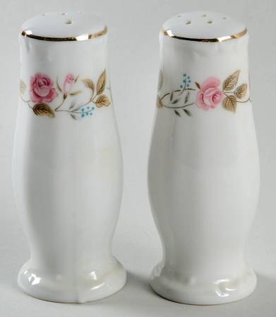 Spring Garden Salt & Pepper Set