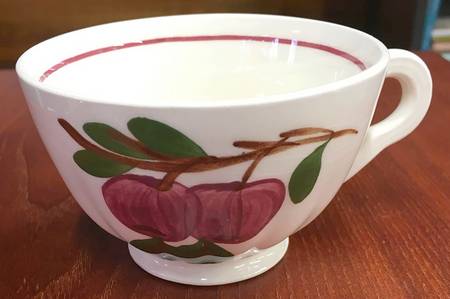 Mountain Crab Footed Cup