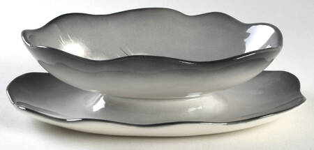 Smoke Tree Black Gray Gravy Boat with Attached Underplate