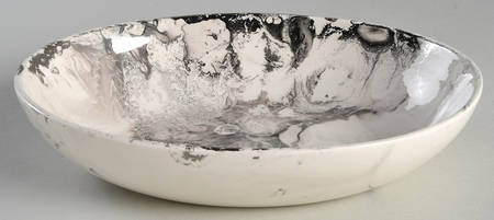 Surf Ballet (White & Platinum) 9" Oval Vegetable Bowl