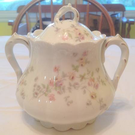 5789 Sugar Bowl & Lid