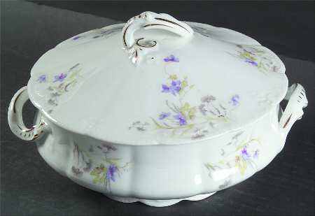 5186 Round Covered Vegetable