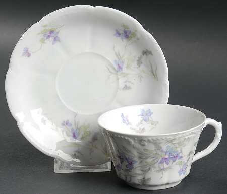 5186 Flat Cup & Saucer Set