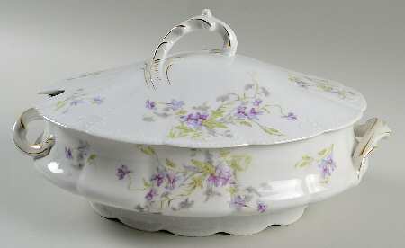 5186 Oval Tureen & Lid