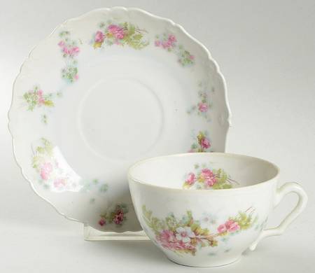 BSS10 Flat Cup & Saucer Set