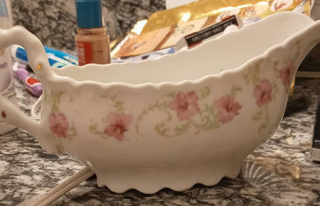 10612 Gravy Boat