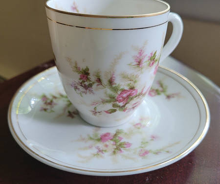 11578 Footed Cup & Saucer Set by Bassett
