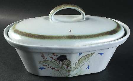 Thistleware 1.25 Quart Oval Covered Casserole by Buchan