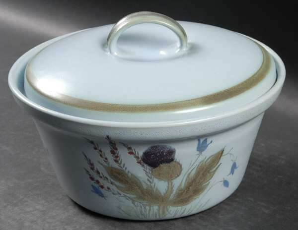 Thistleware 2 Qt Round Covered Casserole