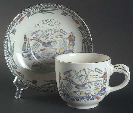 Farmers Arms (Gold Trim) Flat Cup & Saucer Set