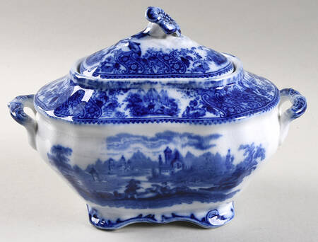 Non Pareil (Flow Blue) Sauce Boat & Lid