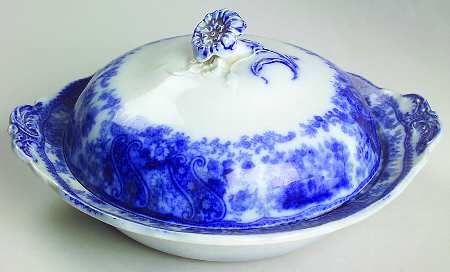 Non Pareil (Flow Blue) Round Covered Butter