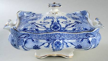 Raleigh (Flow Blue) Square Covered Vegetable