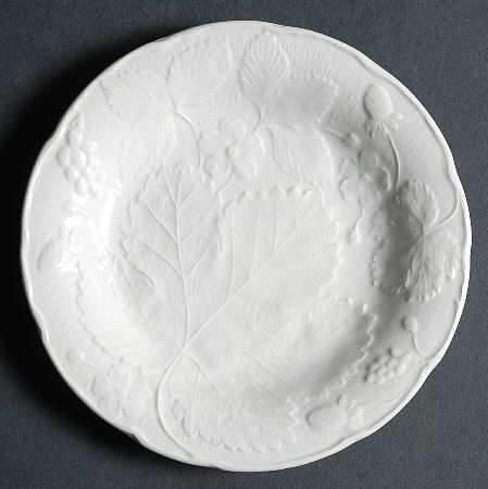 Strawberry and Grape Leaf White (Davenport) Bread & Butter Plate