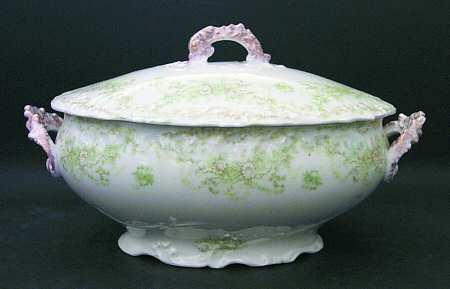 BWD2 Oval Tureen & Lid