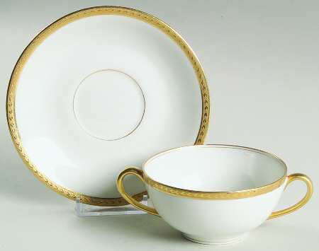 BWD25 Flat Bouillon Cup & Saucer