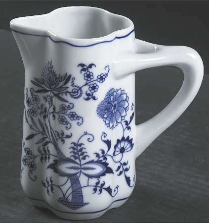 Blue Danube 16 Oz Jug