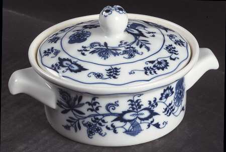 Blue Danube Individual Casserole & Lid