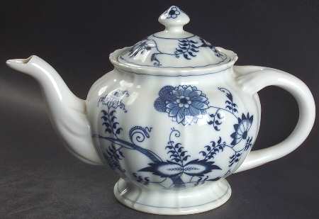 Blue Danube Teapot & Lid