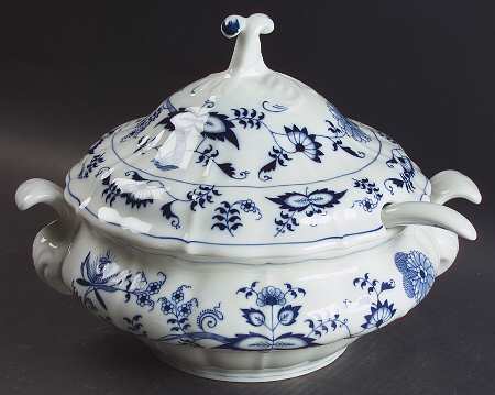 Blue Danube Tureen & Lid w/Ladle