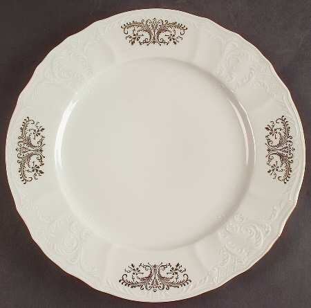 Bernadotte Gold Scroll by Baum Brothers