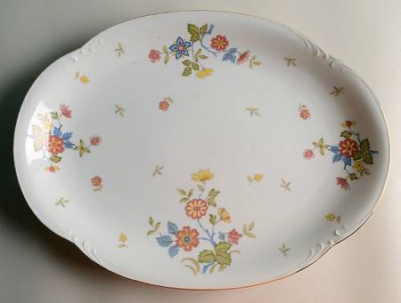 Brittney 14" Oval Serving Platter