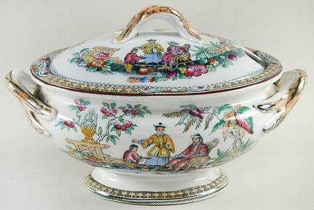 Pekin Sauce Boat & Lid by Beech & Hancock