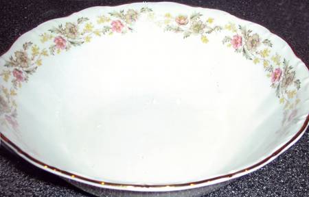 Autumn 9" Round Vegetable Bowl