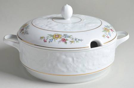 Garland Tureen &  Lid