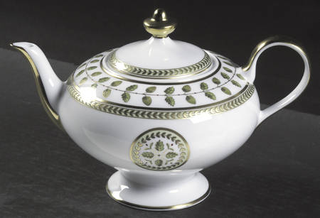 Constance Teapot & Lid
