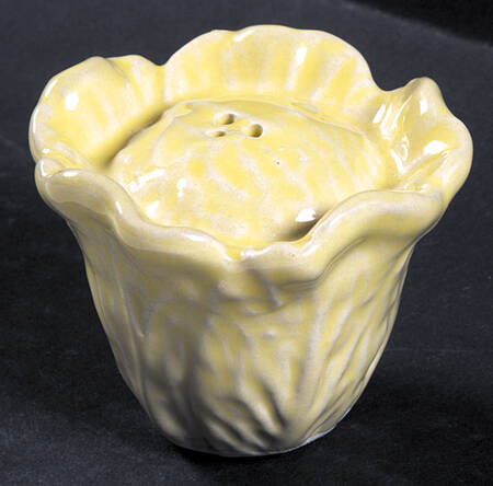 Cabbage Yellow Pepper Shaker
