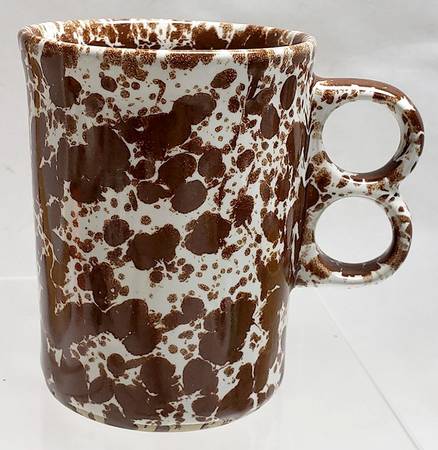 Agate Brown Double Finger Mug